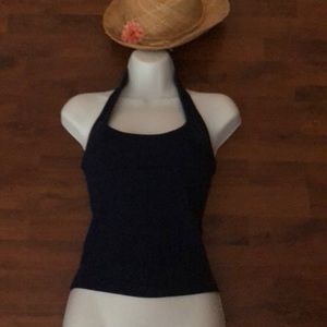 emme stretchy navy workout top beyond adorable!